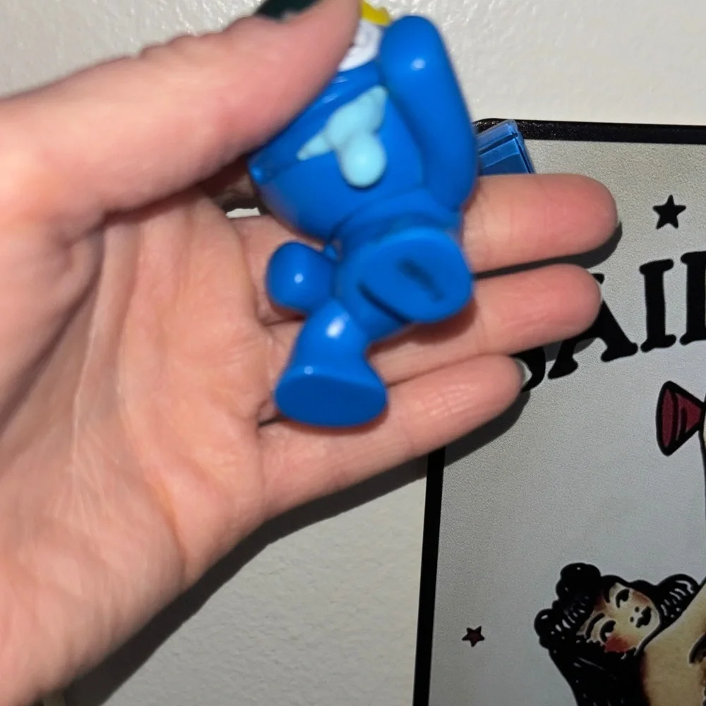 Rainbow friends keychain purse charm blue monster figurine accessory